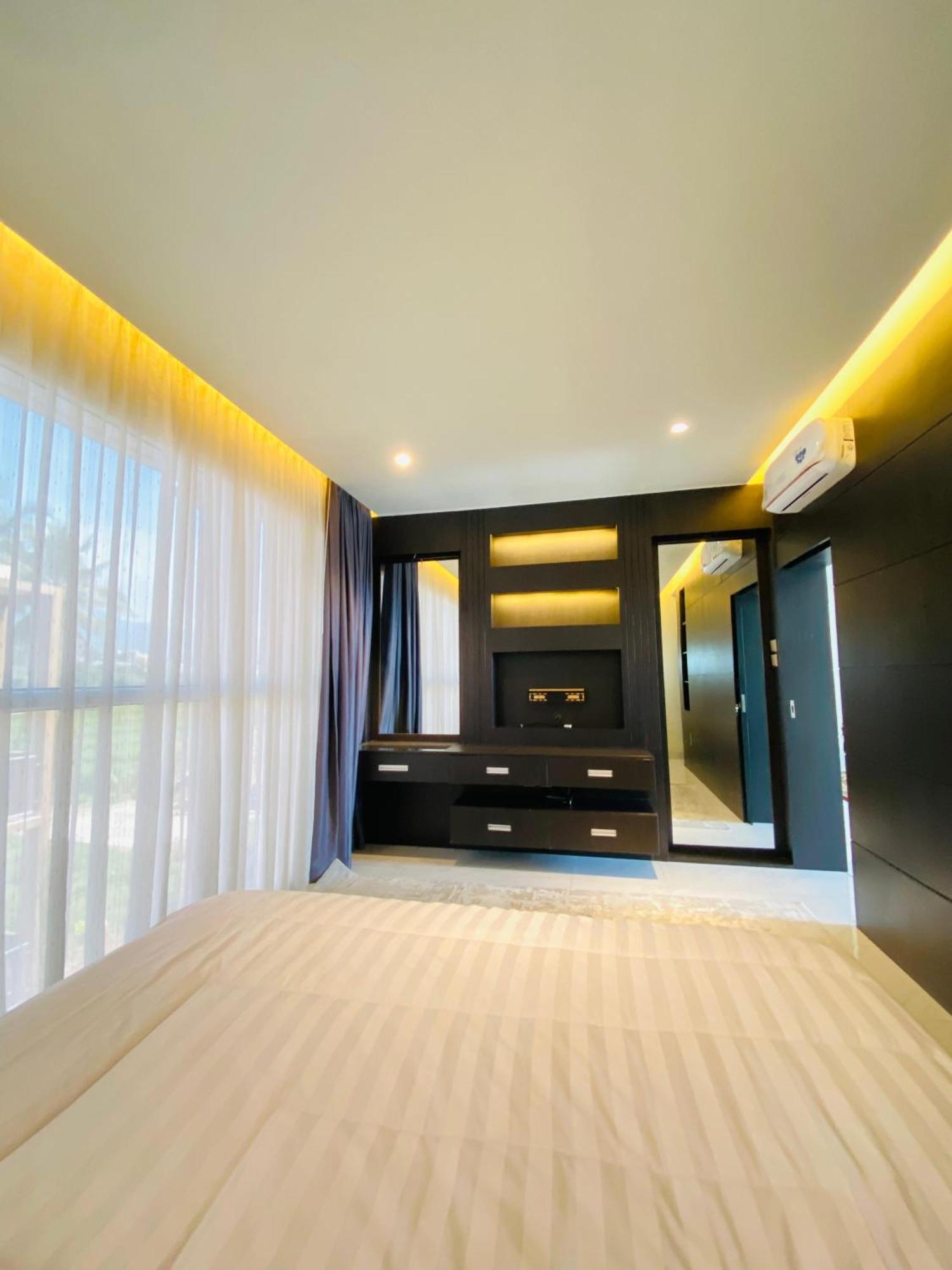 Villa Imperial Diamond Cibadak  ภายนอก รูปภาพ
