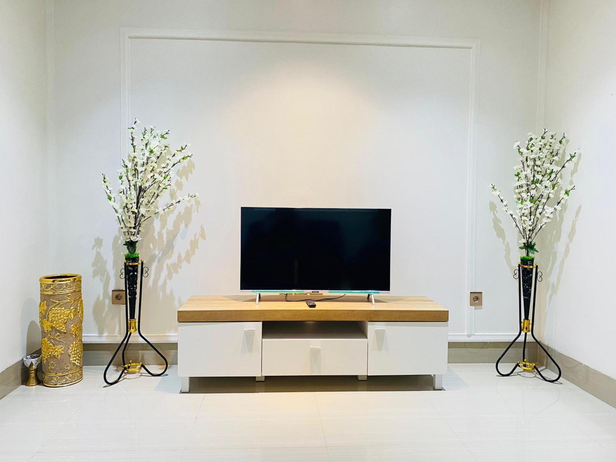 Villa Imperial Diamond Cibadak  ภายนอก รูปภาพ