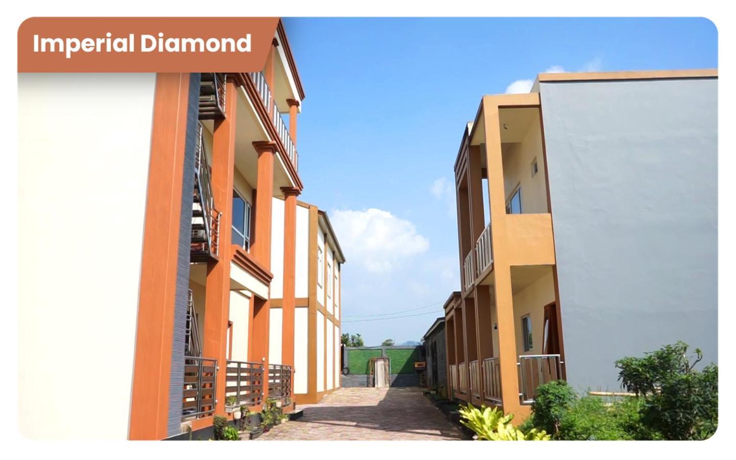 Villa Imperial Diamond Cibadak  ภายนอก รูปภาพ